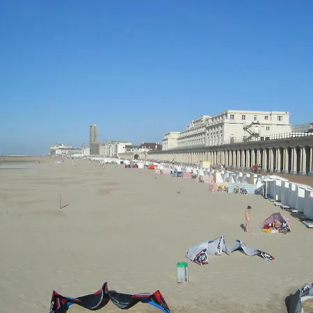 Prive-kamer Centrum Met Eigen Badkamer/wc * Oostende