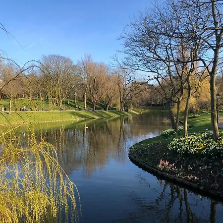 Prive-kamer Centrum Met Eigen Badkamer/wc * Остенде