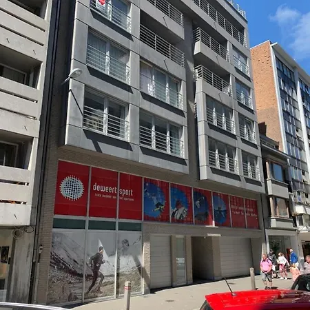 Privé-kamer Centrum Met Eigen Badkamer/wc Appartement *