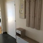 Prive-kamer Centrum Met Eigen Badkamer/wc 아파트