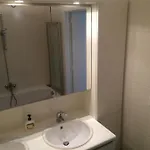 Prive-kamer Centrum Met Eigen Badkamer/wc * 오스텐드
