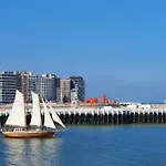 Prive-kamer Centrum Met Eigen Badkamer/wc * 오스텐드