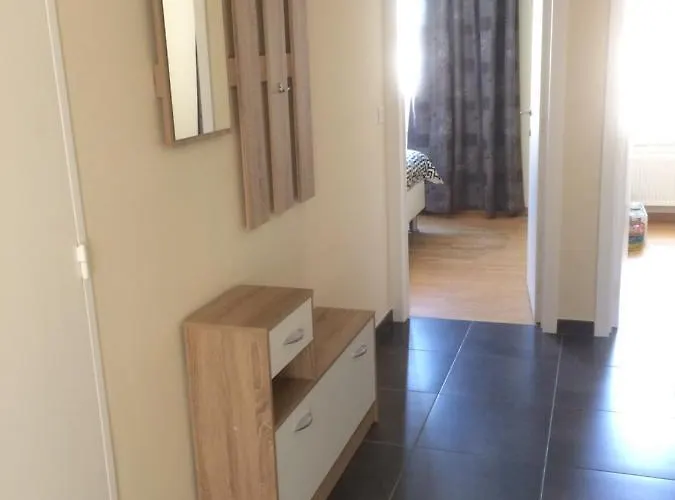 Prive-kamer Centrum Met Eigen Badkamer/wc *