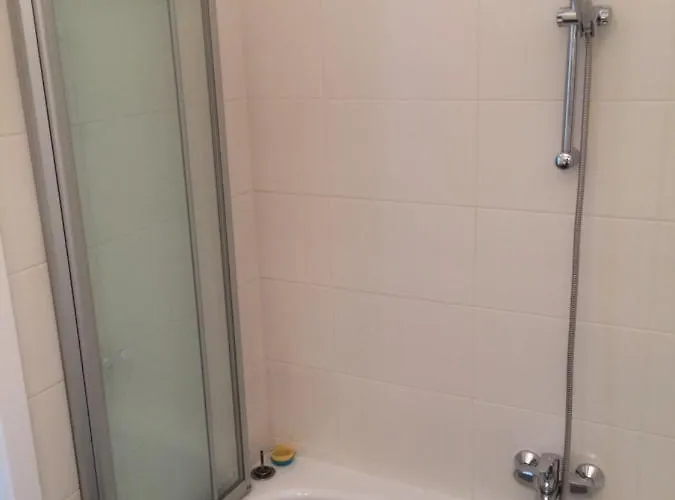 Prive-kamer Centrum Met Eigen Badkamer/wc