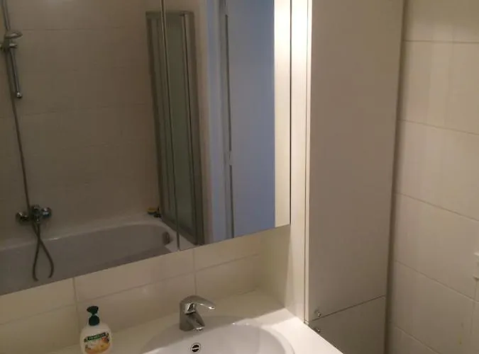 Prive-kamer Centrum Met Eigen Badkamer/wc * Ostende